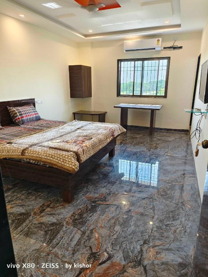 Hotel O Pop Hotel Harsh Аурангабад Екстериор снимка