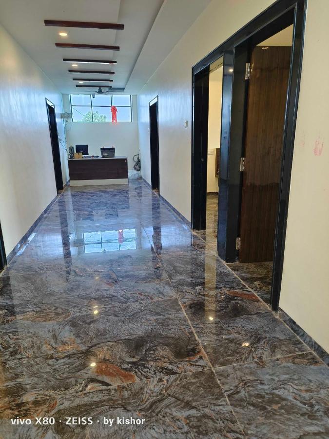 Hotel O Pop Hotel Harsh Аурангабад Екстериор снимка